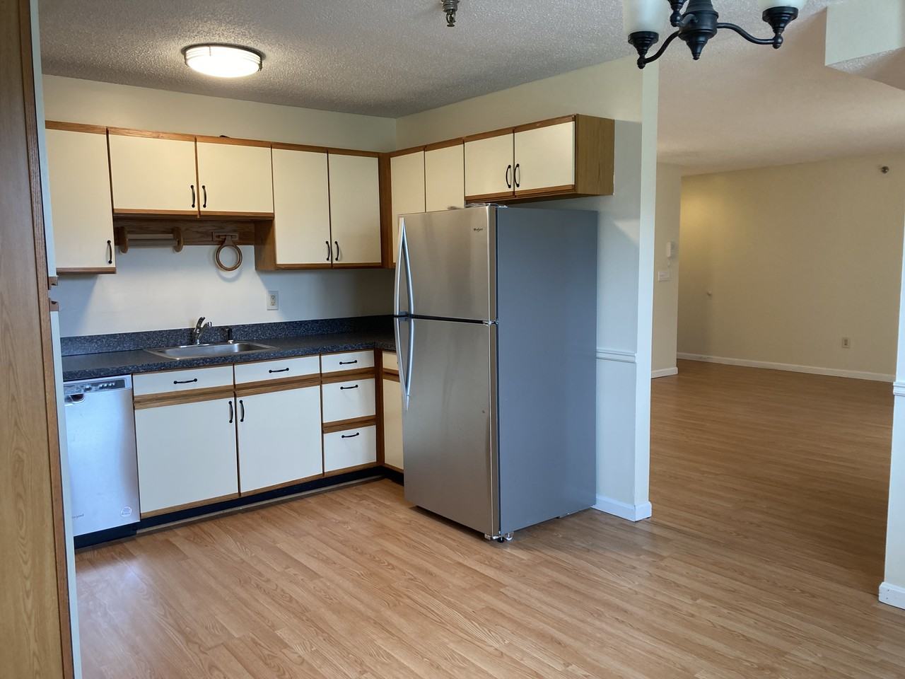 74 Tennis Plaza Road #39 - Photo 4 of 21
