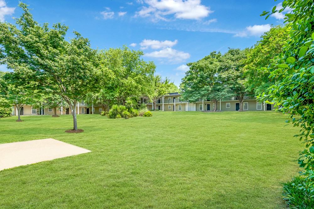 59twenty @ Monroe Apartments - Photo 6 of 27