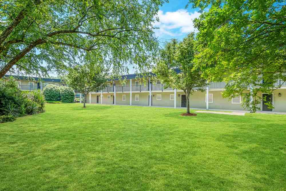 59twenty @ Monroe Apartments - Photo 5 of 27