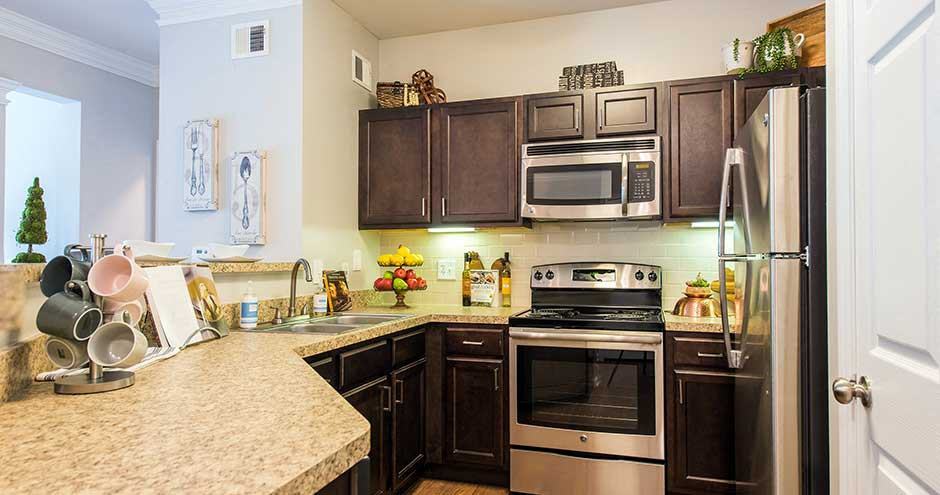 Park at Towne Lake Apartments - Photo 4 of 52