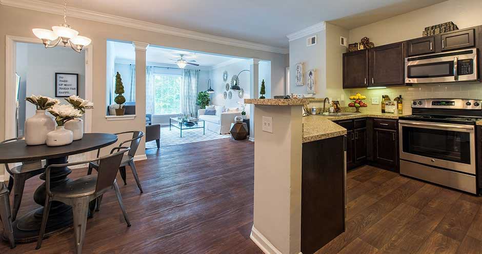 Park at Towne Lake Apartments - Photo 5 of 52