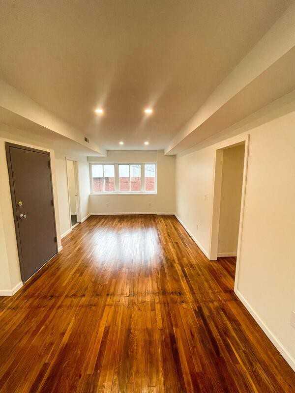 3500 Elm St - Photo 2 of 15