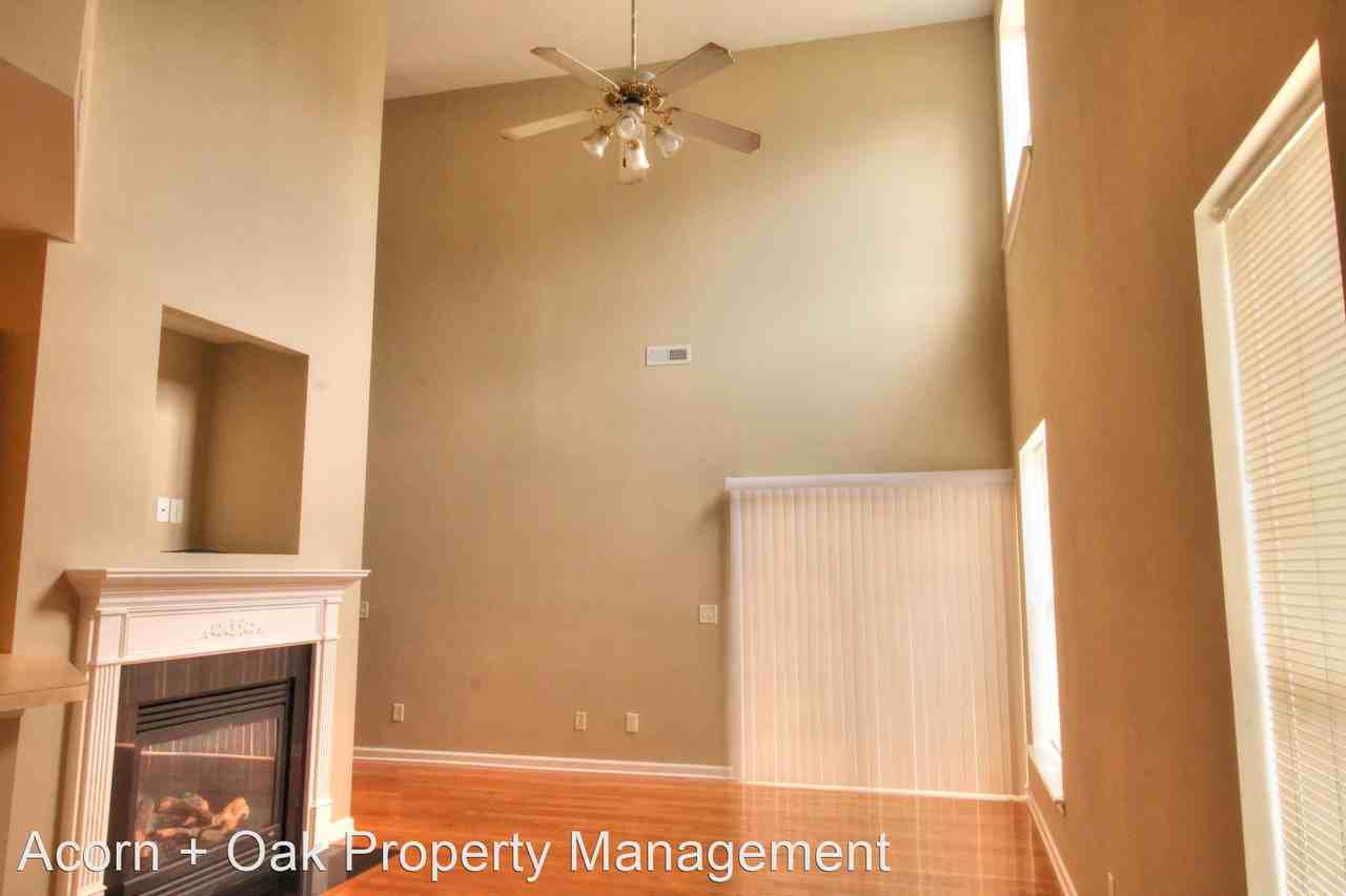 4 Moonstone Ct - Photo 2 of 13