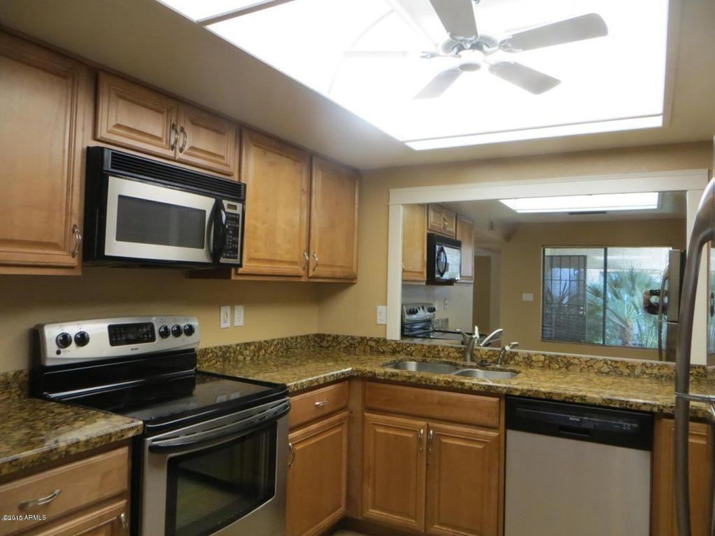 9423 E Laurel Ln - Photo 3 of 10