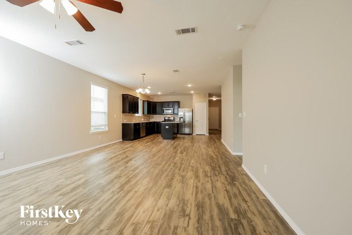 4226 Amber Ruse Dr - Photo 2 of 15