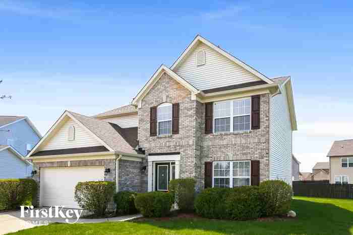 1344 Marshside Ct - Photo 2 of 15