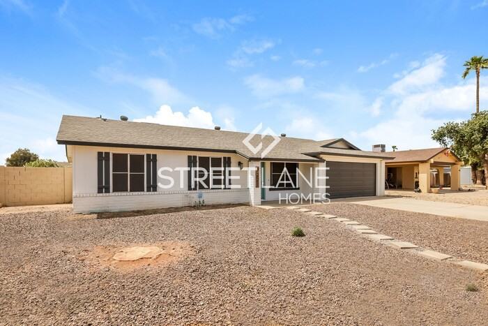 7221 W Vogel Ave - Photo 2 of 15