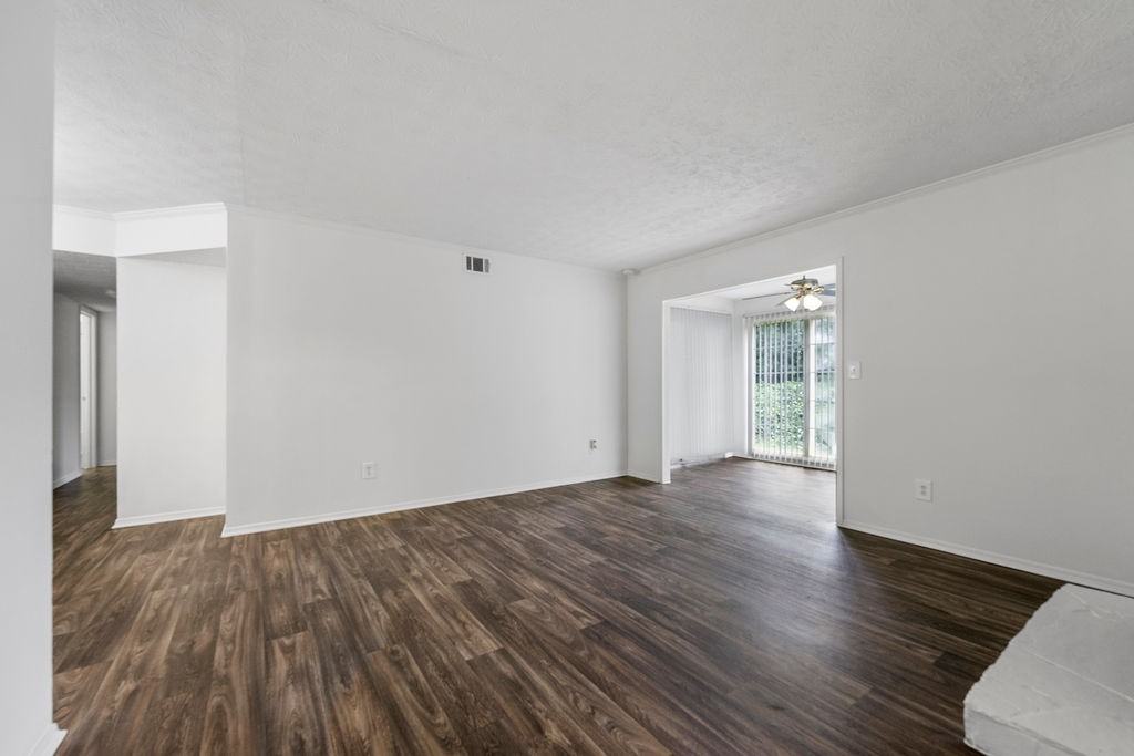 1318 Brockett Pl #1 - Photo 7 of 26