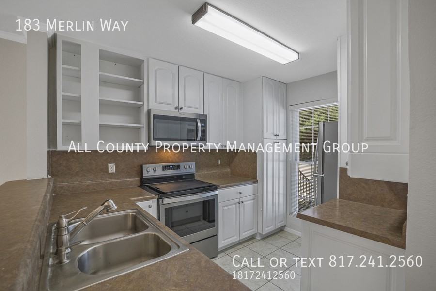 183 Merlin Way - Photo 3 of 17