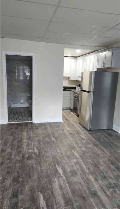 124 Goddard Ave #A - Photo 2 of 6