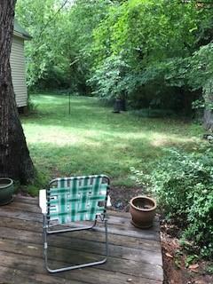 202 Maple Ave - Photo 4 of 12