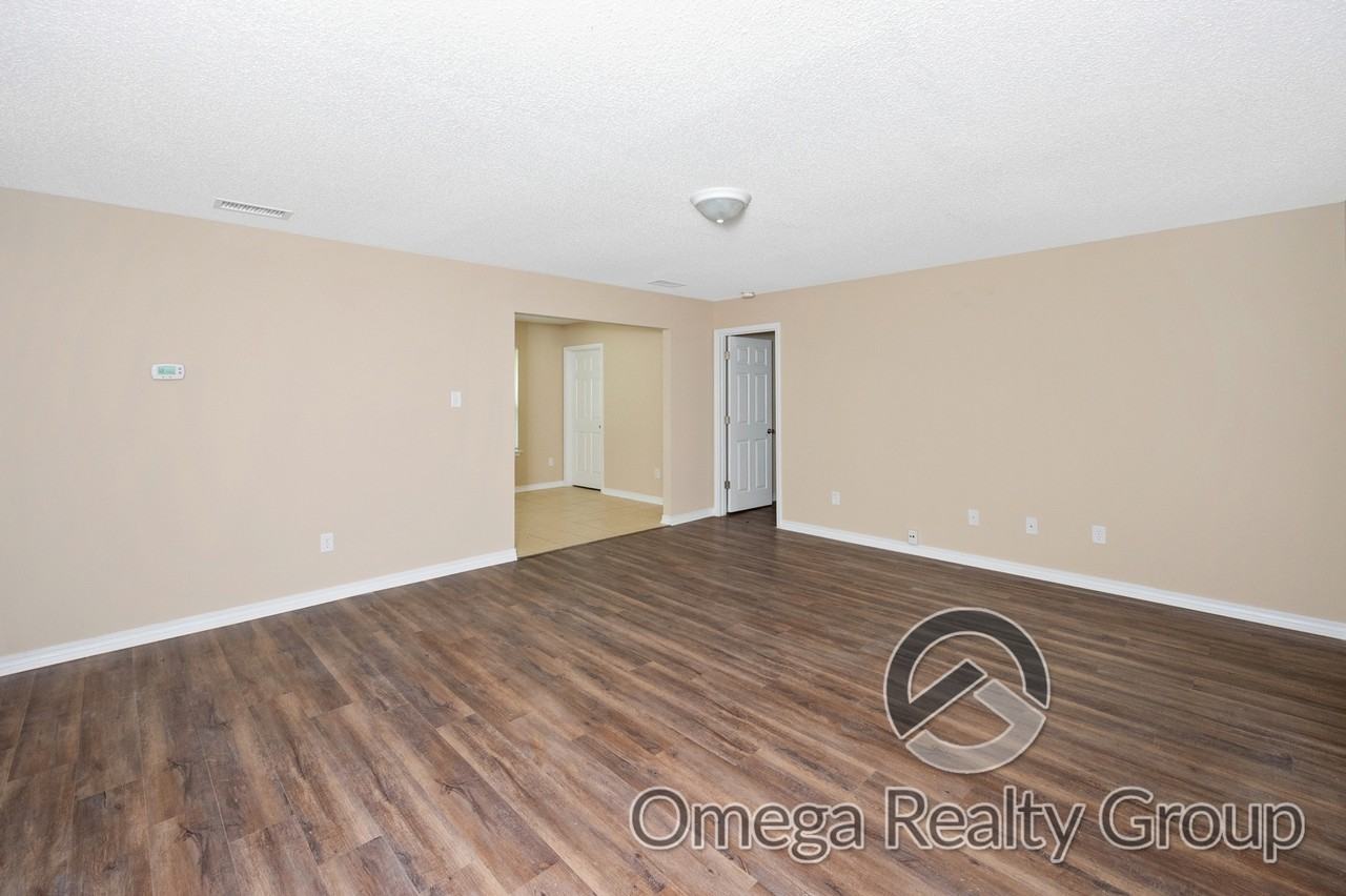 2713 Lost River Rd - Photo 2 of 24