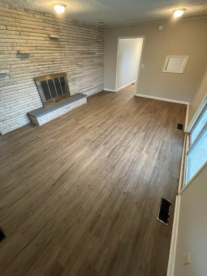 4119 W 50 S - Photo 2 of 18