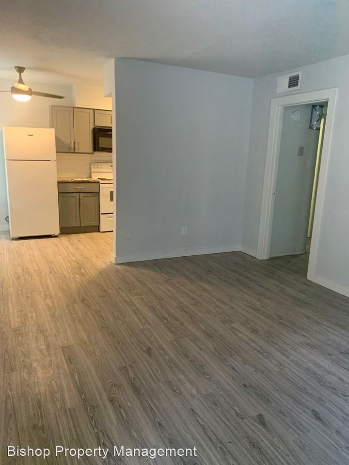 740 Edgemont - Photo 2 of 6