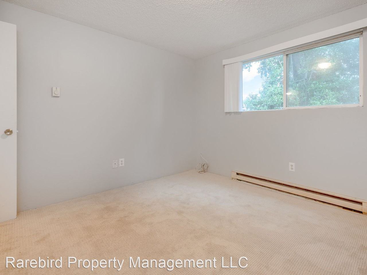 691 Molalla Avenue - Photo 2 of 9