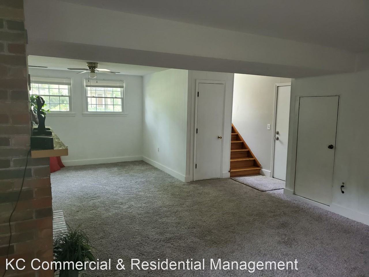 3401 Valencia Dr - Photo 3 of 16