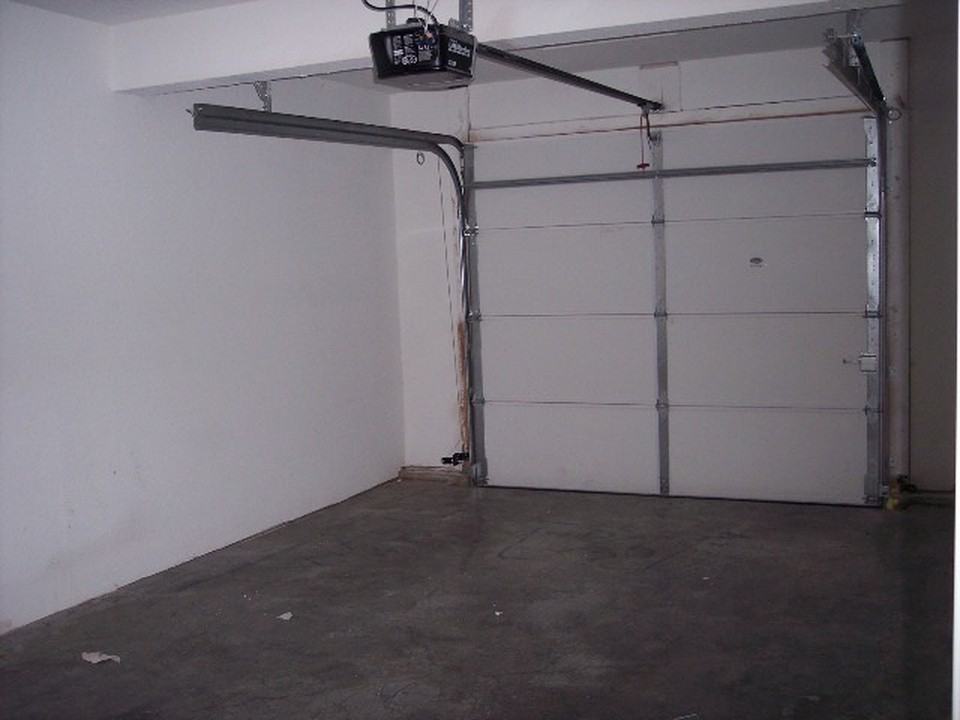 1211 Pebblecreek Dr #A - Photo 5 of 6