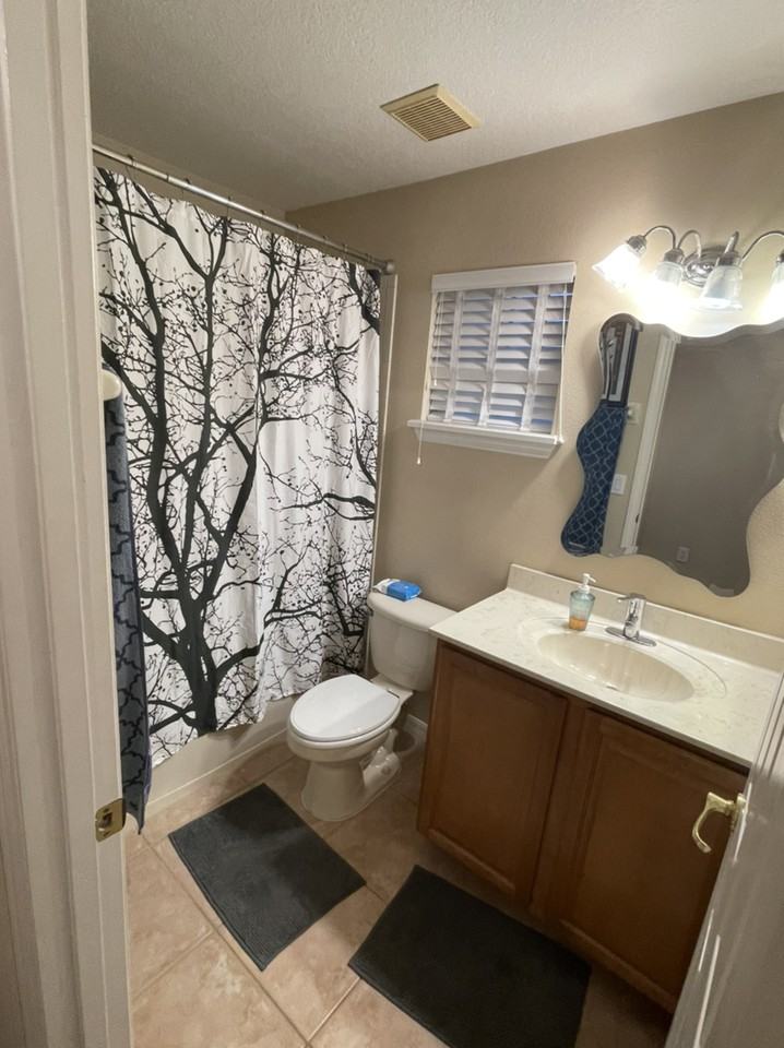 2195 Ridgewood St - Photo 2 of 3