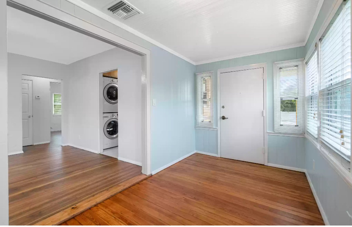 608 El Vedado - Photo 3 of 8