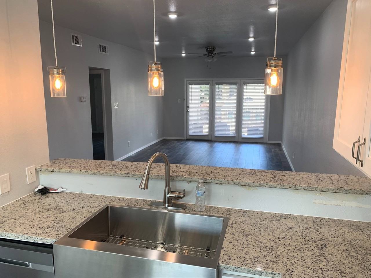 Westmount Place Apartments - Photo 4 of 25