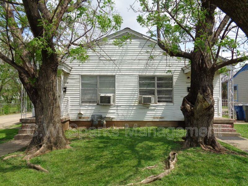 1114 Dumane St - Photo 2 of 3