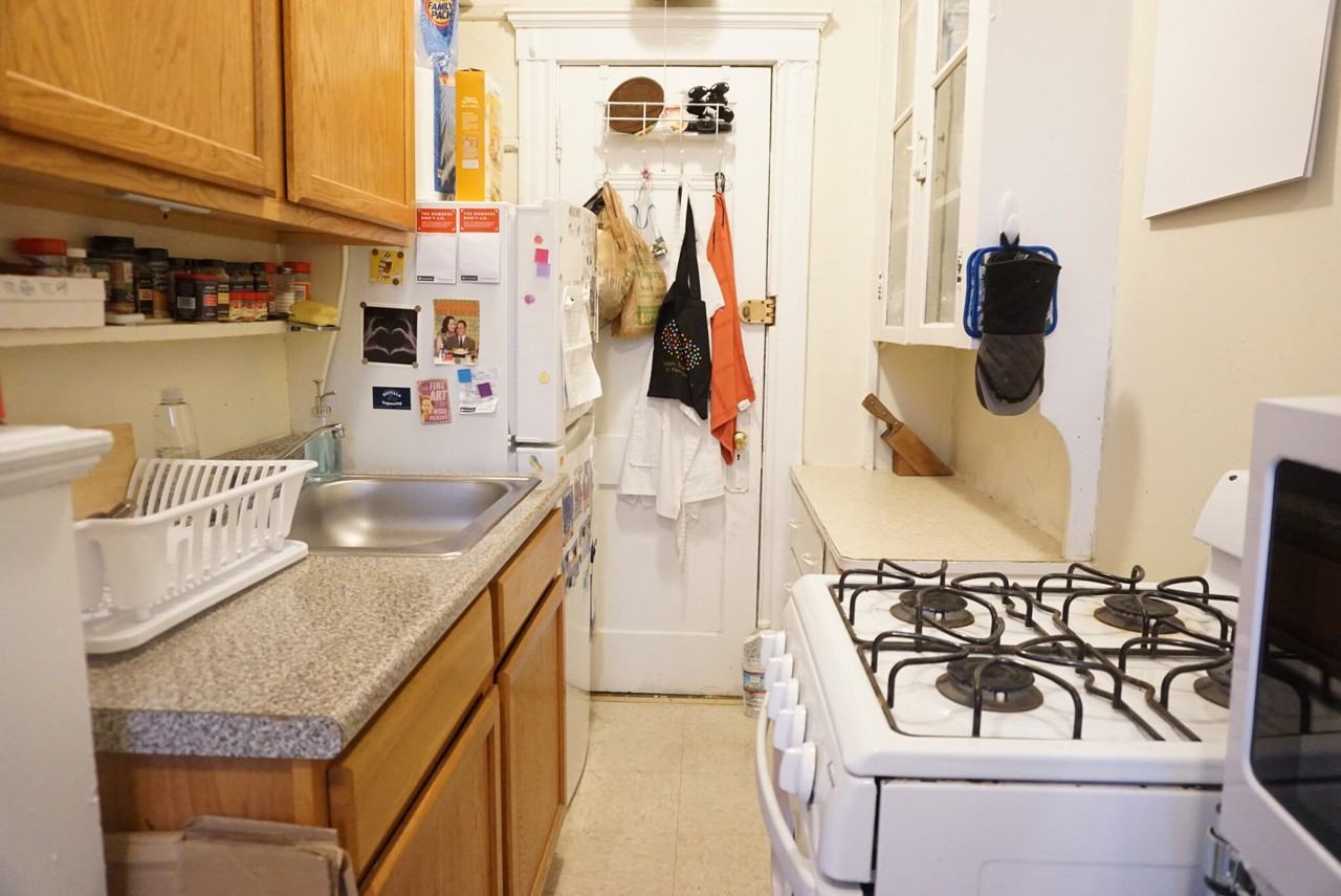 220 Kelton St #11 - Photo 4 of 7