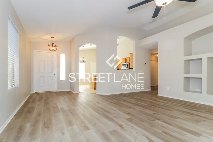 14838 W Lamoille Dr - Photo 3 of 15