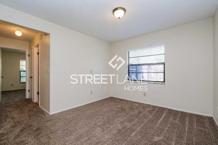 13315 Kearney Way - Photo 3 of 15