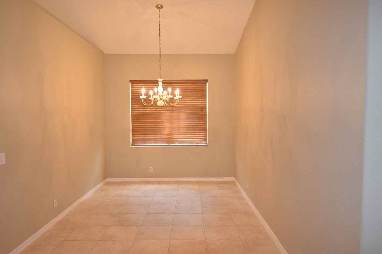 2441 Sandy Cay - Photo 3 of 10