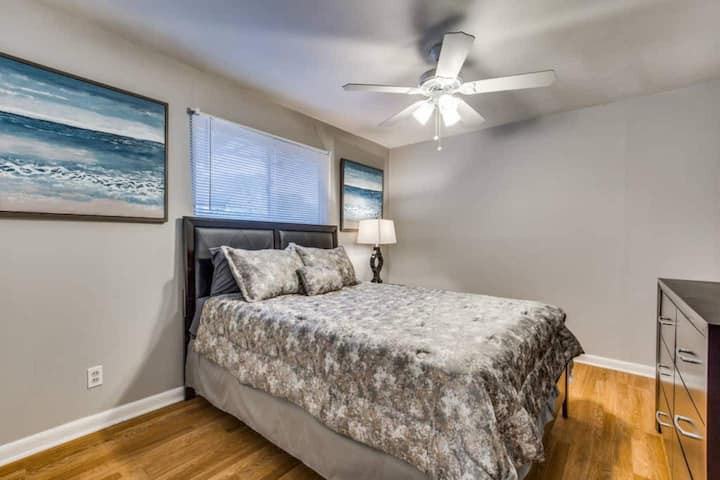 4202 Stanford St #02 - Photo 3 of 10