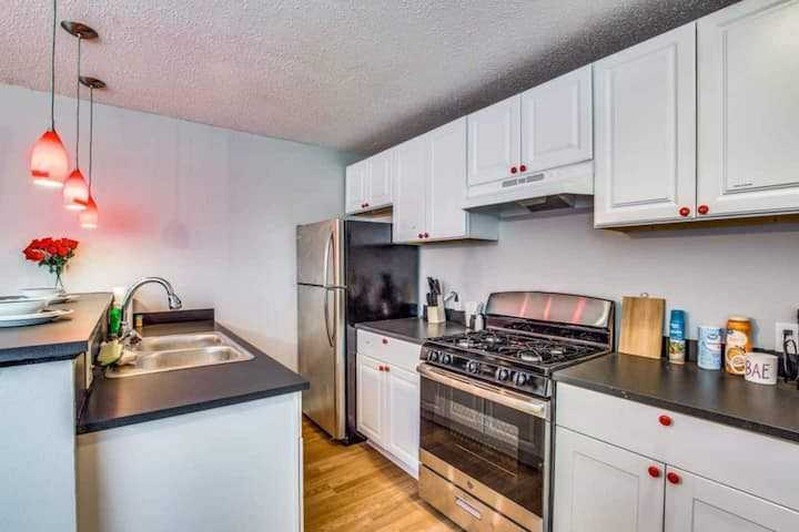 4202 Stanford St #02 - Photo 4 of 10