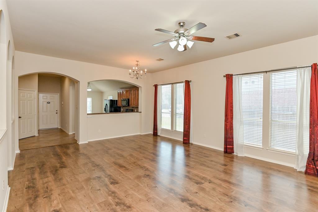 2106 Castle Gardens Ln #1 - Photo 6 of 32