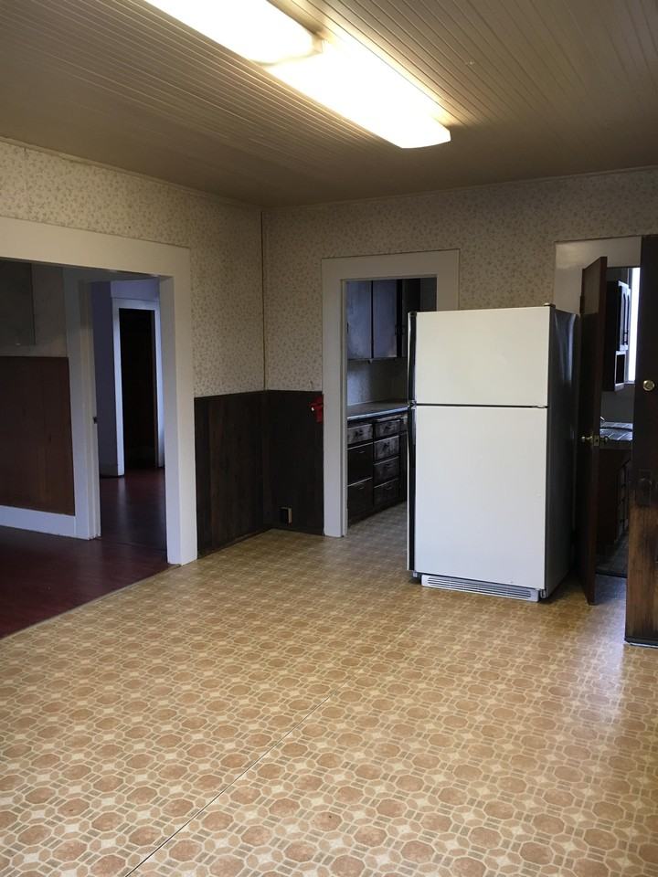 215 Blackburn St #215 - Photo 5 of 10