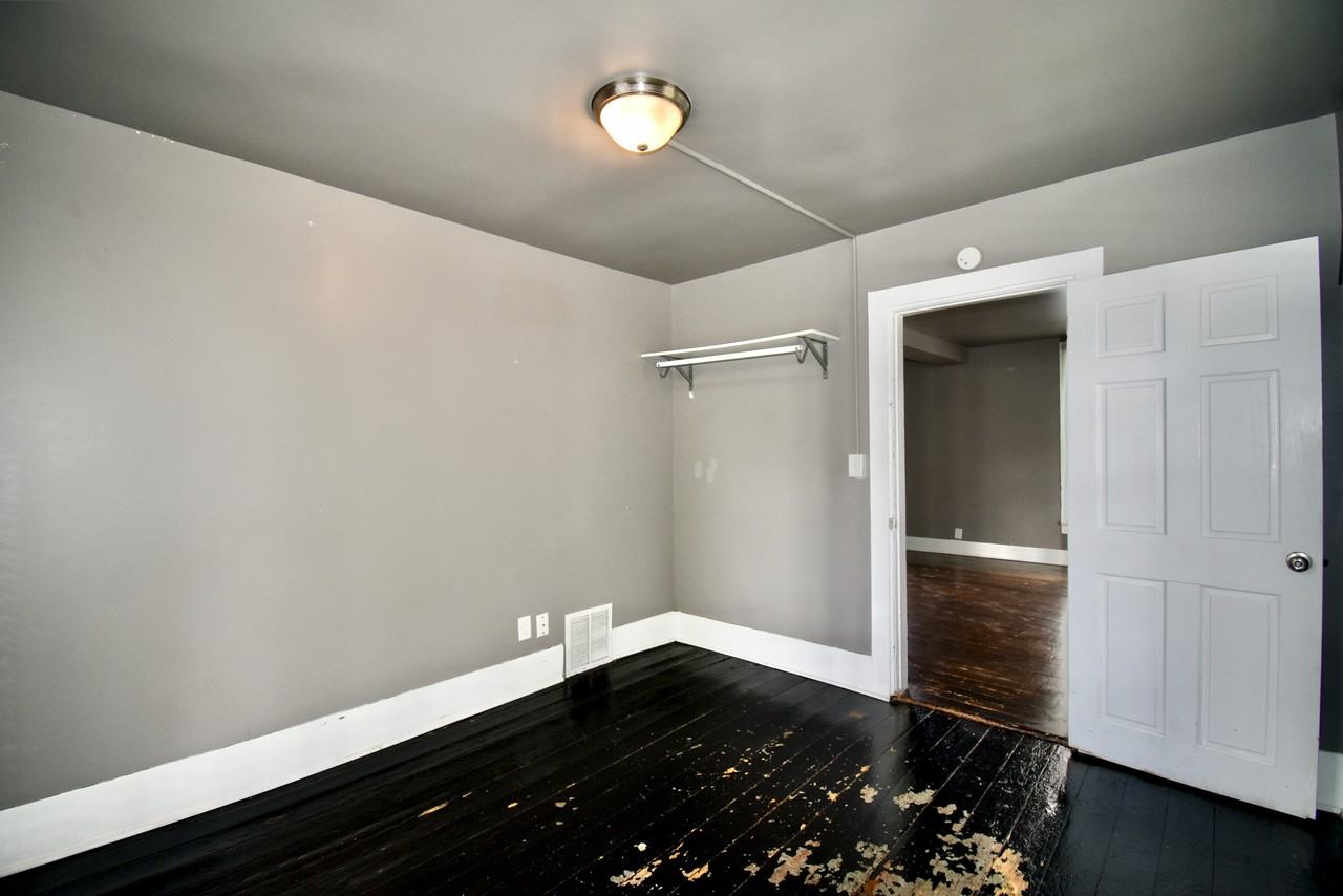 1309 6th Ave S #1 - Photo 7 of 12