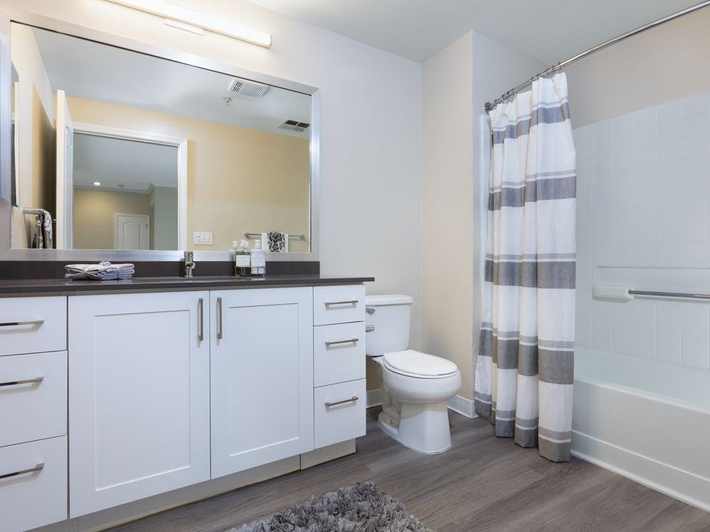 Avalon on the Alameda - Photo 4 of 26