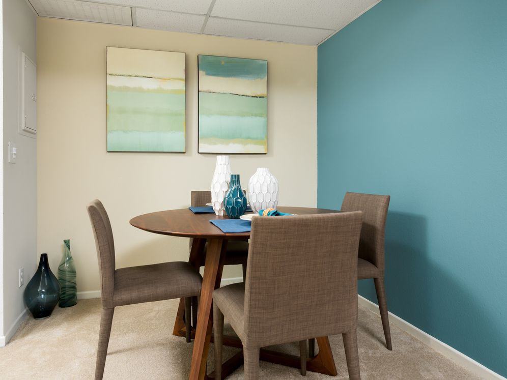 eaves Warner Center - Photo 3 of 33