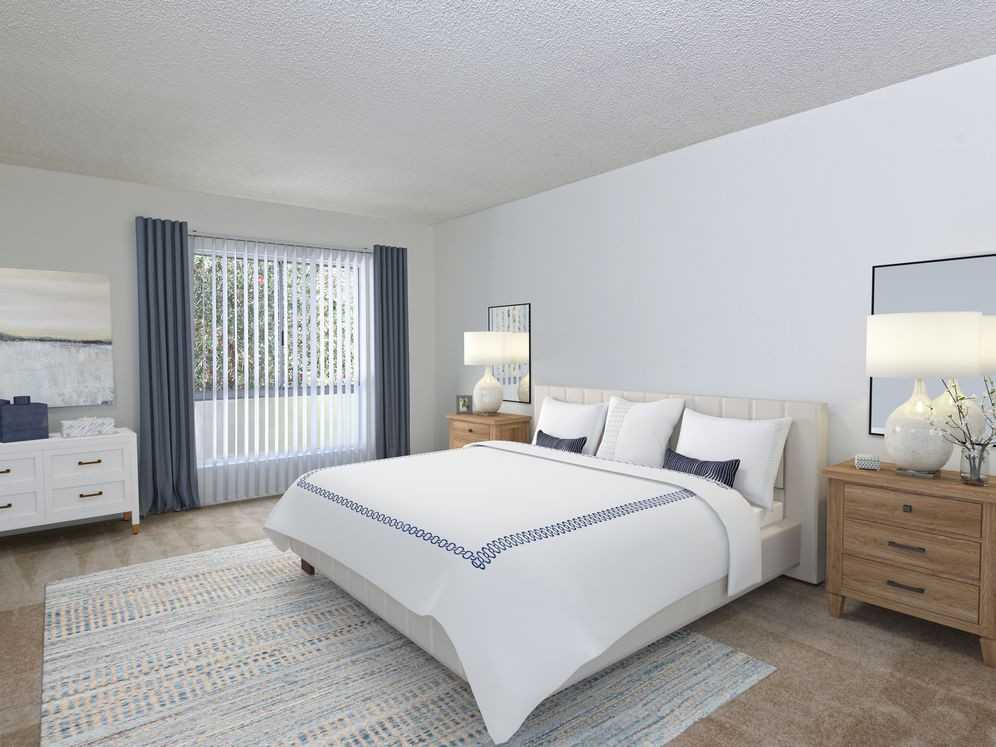 eaves Huntington Beach - Photo 4 of 24