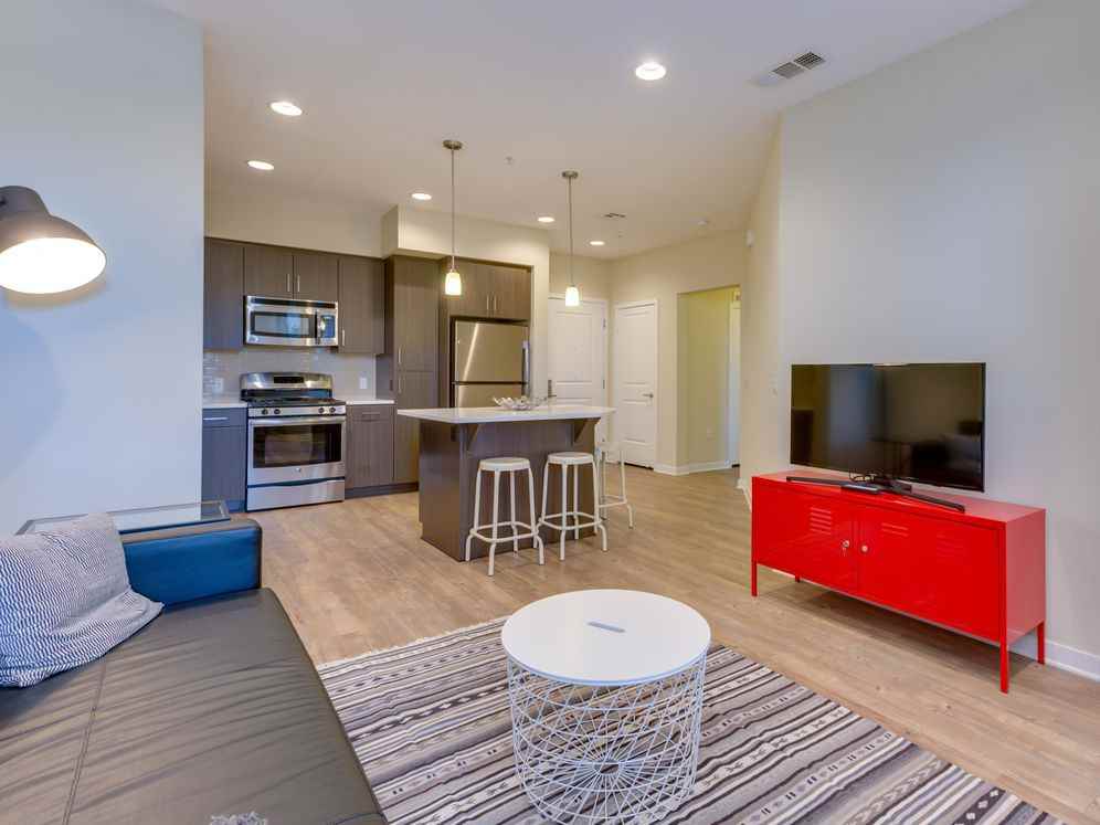 Avalon Irvine - Photo 3 of 50