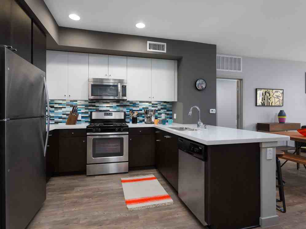 AVA Little Tokyo - Photo 2 of 46