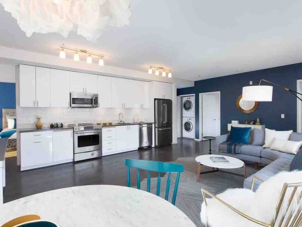 Avalon Hayes Valley - Photo 3 of 38