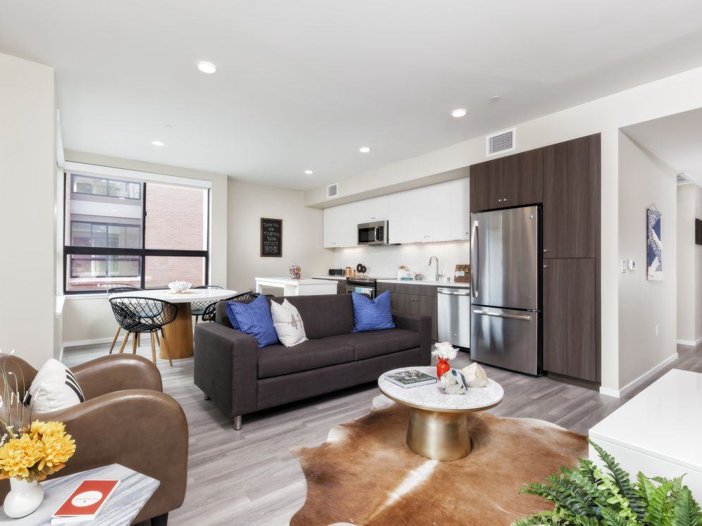 Avalon Dogpatch - Photo 4 of 42