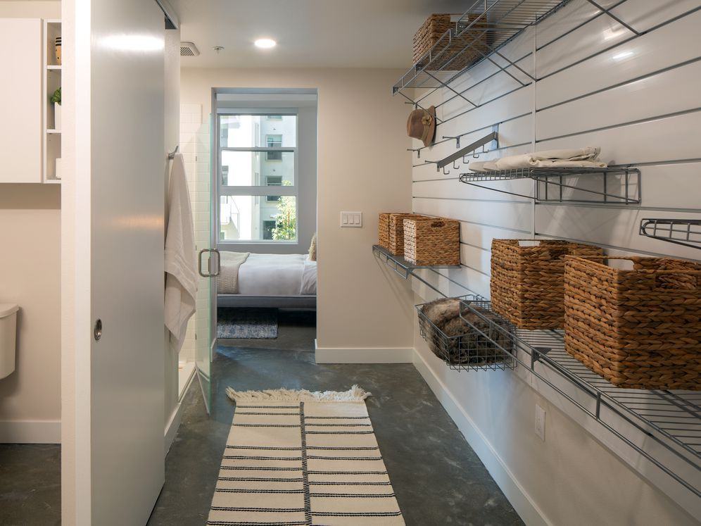 AVA Hollywood at La Pietra Place - Photo 7 of 45