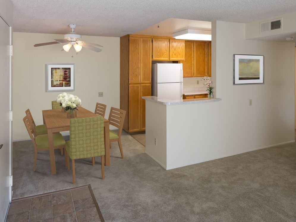 eaves La Mesa - Photo 3 of 29