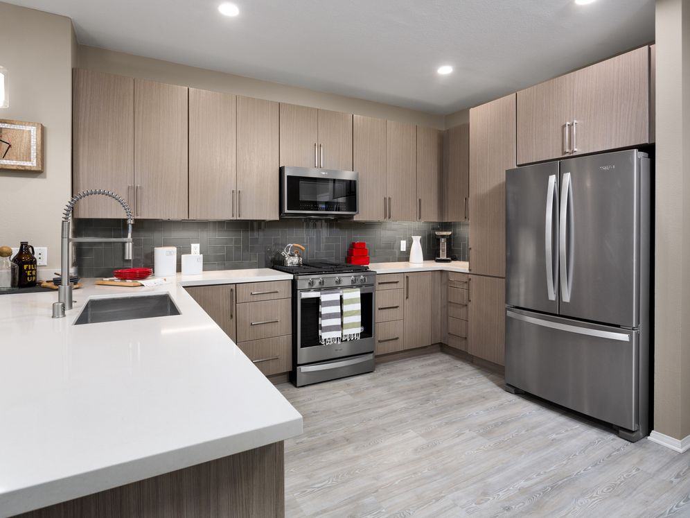 Avalon Studio City - Photo 2 of 33