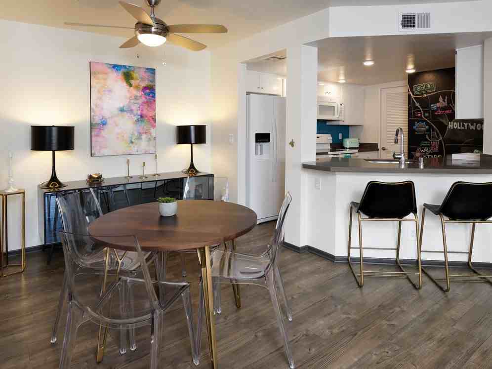 AVA Studio City - Photo 4 of 41