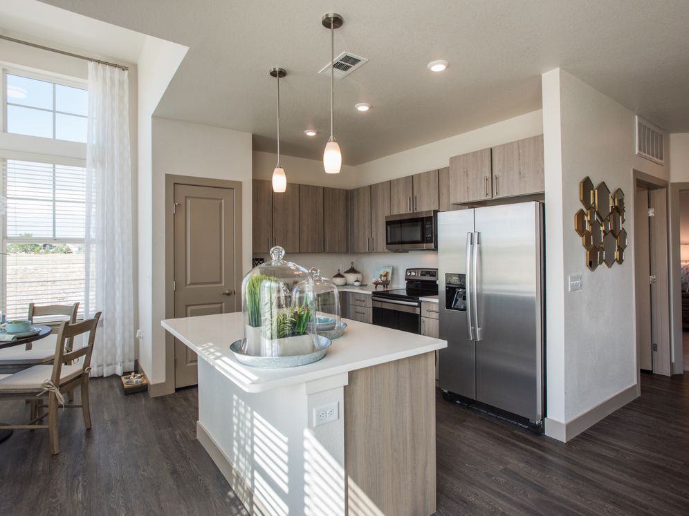 Avalon Southlands - Photo 4 of 21