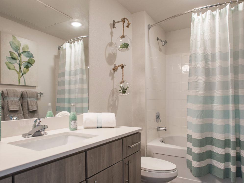 Avalon Southlands - Photo 6 of 21