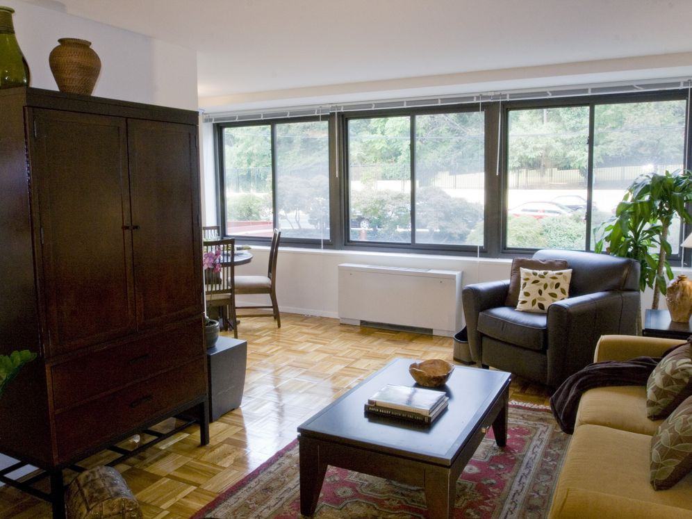 eaves Glover Park - Photo 3 of 23