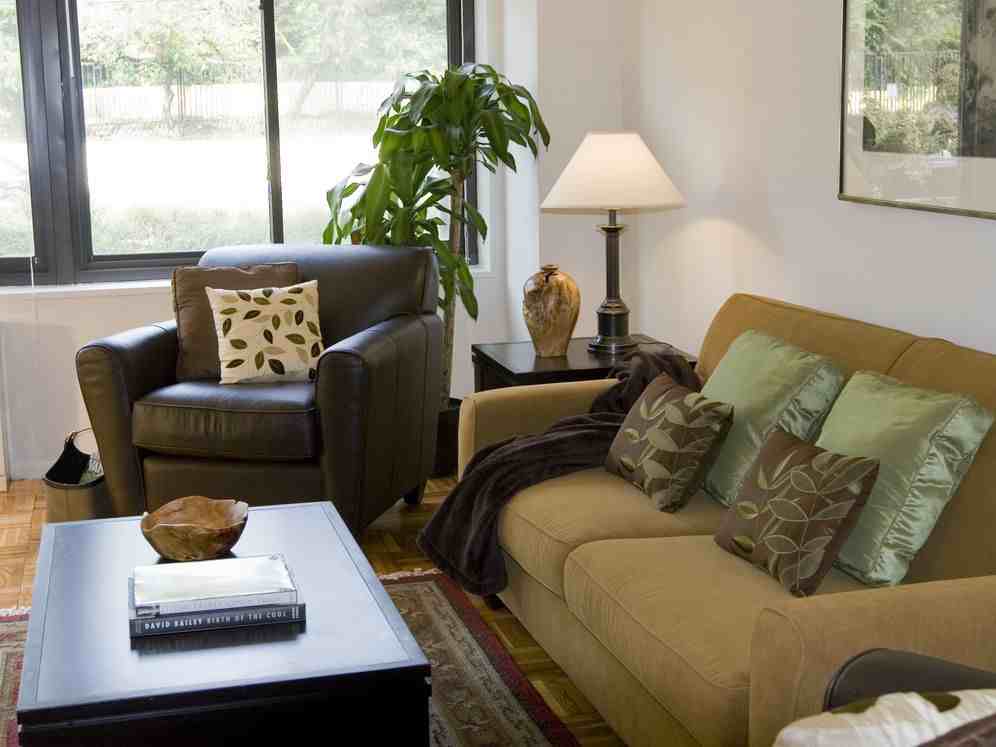 eaves Glover Park - Photo 4 of 23