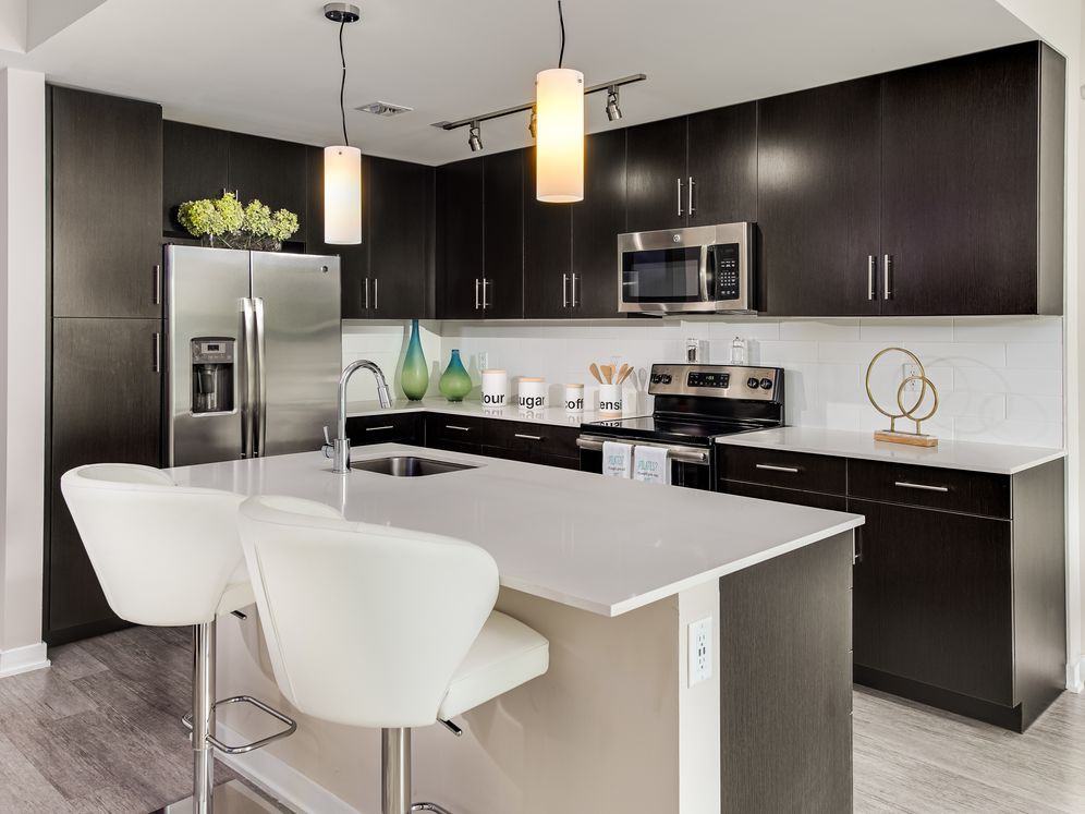 Avalon West Palm Beach - Photo 7 of 31